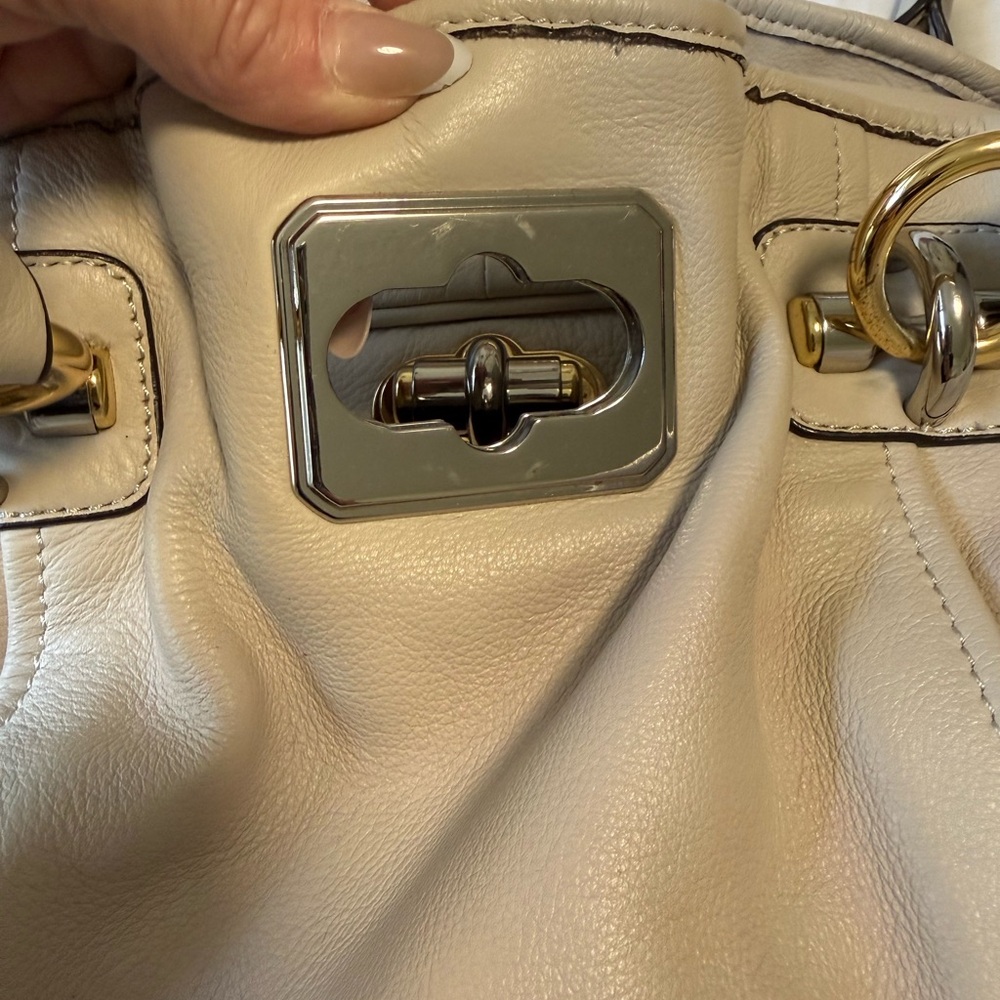 B. Makowski cream, genuine leather satchel. - Picture 6 of 11